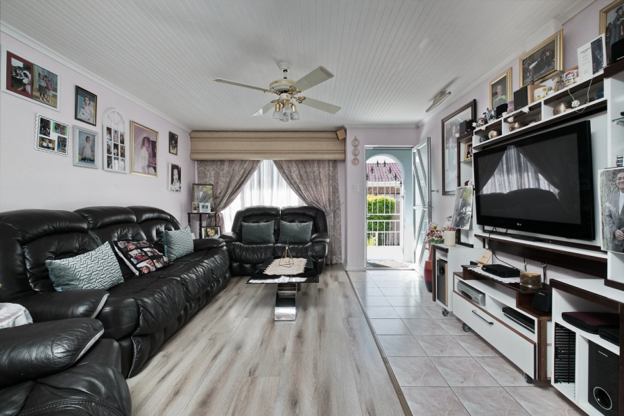 4 Bedroom Property for Sale in Palm Ridge Eastern Cape